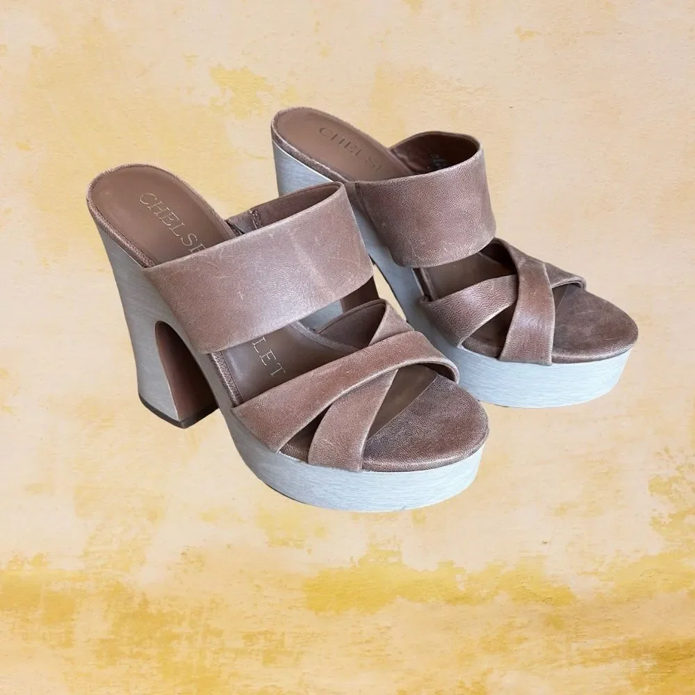 NWT Chelsea Violet Kapri Leather Platform Heels Sandals 9 1/2